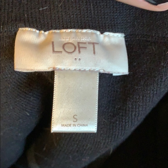 Ann Taylor Loft Sweater skirt. - Picture 2 of 2